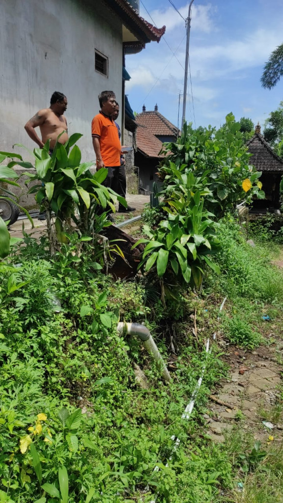 Tembok Penyengker Jebol di Banjar Nungnung, Desa Pelaga, Kecamatan Petang Tanggal 11 Januari 2024
